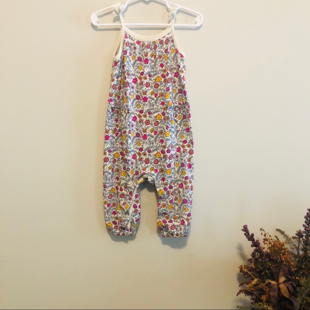 ✌🏼2/$10 | Old Navy Floral Romper